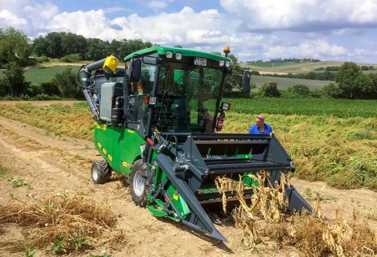 ZÜRN 150 auf dem Kartoffelacker